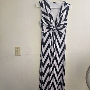 Medium Milano Black and White Chevron Maxi Dress